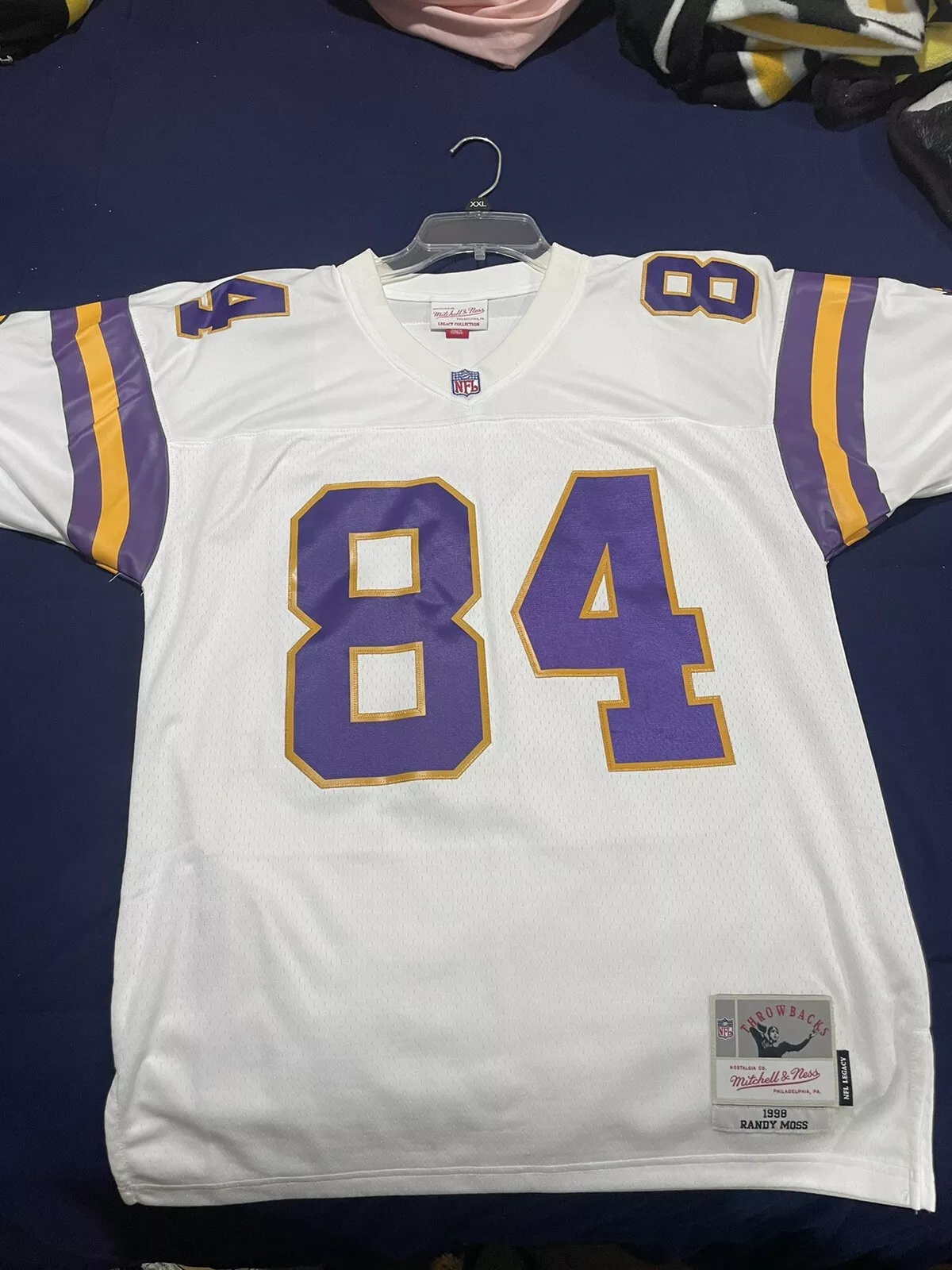 Minnesota Vikings #84 Randy Moss White Youth Stitched NFL Vapor Untouchable Jersey photo review